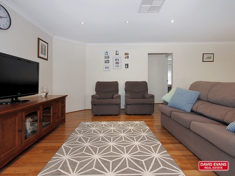 15 Salishan Street, Clarkson WA 6030