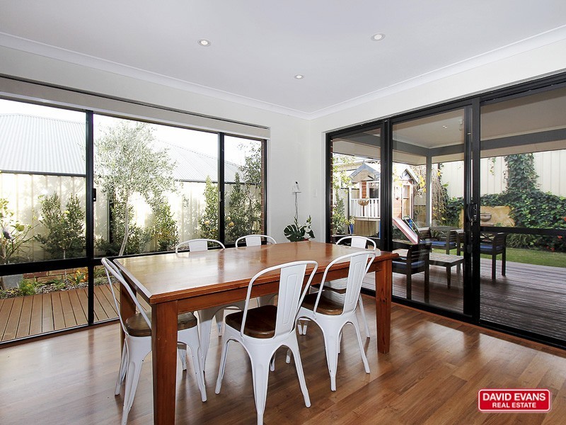 15 Salishan Street, Clarkson WA 6030