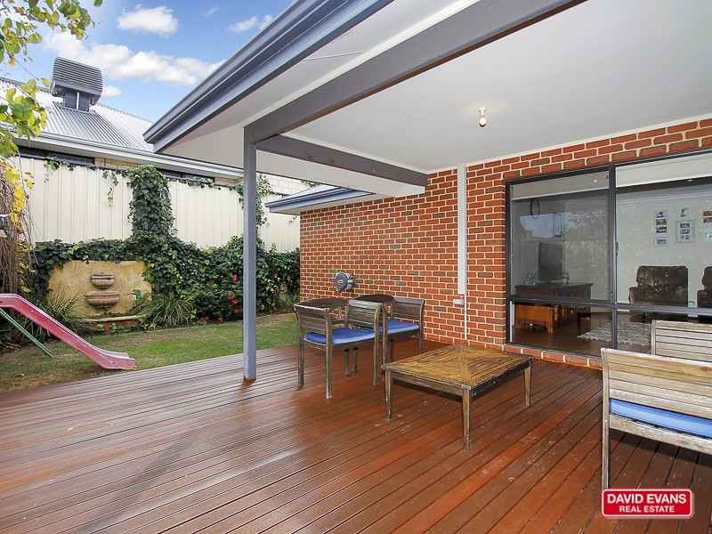 15 Salishan Street, Clarkson WA 6030