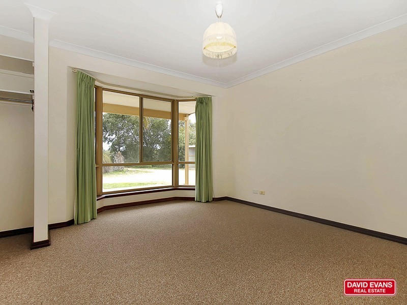 50 Fairway Court, Woodridge WA 6041