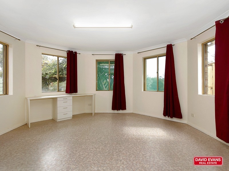 50 Fairway Court, Woodridge WA 6041