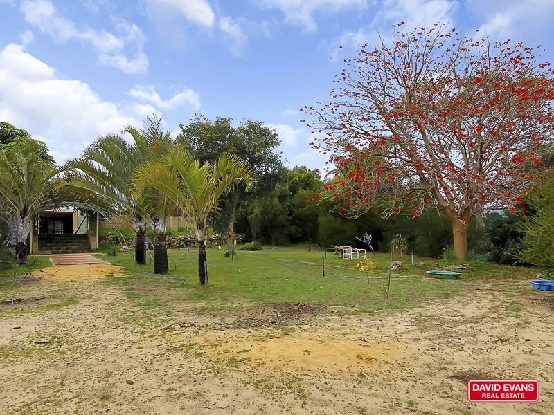 50 Fairway Court, Woodridge WA 6041