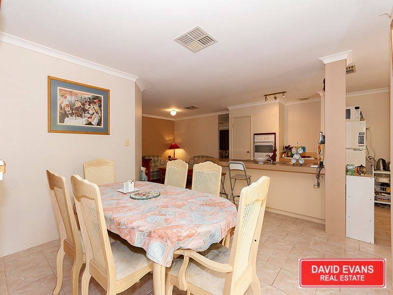 2 Drammen Elbow, Merriwa WA 6030