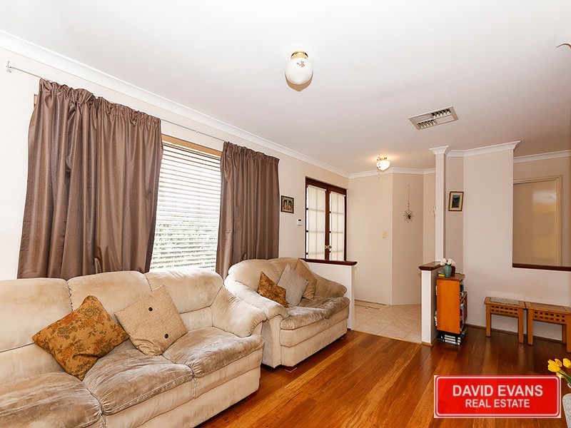 2 Drammen Elbow, Merriwa WA 6030