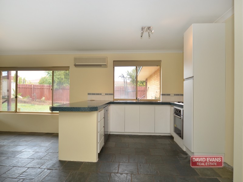 2 Shinners Green, Clarkson WA 6030