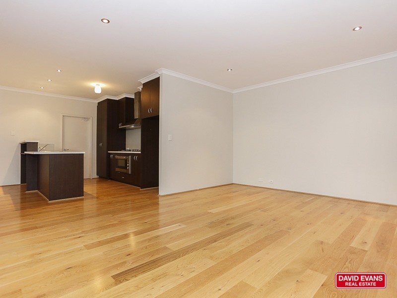 15 Airlie Chase, Clarkson WA 6030