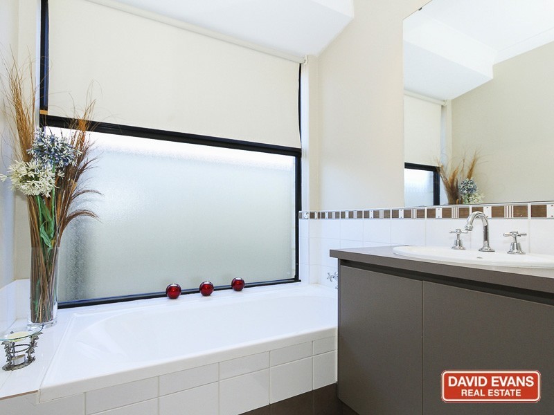 2/8 Trinity Way, Clarkson WA 6030