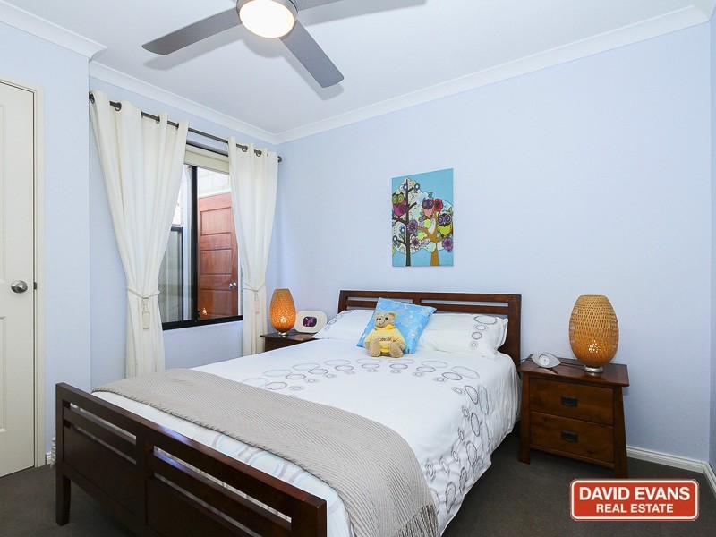 2/8 Trinity Way, Clarkson WA 6030