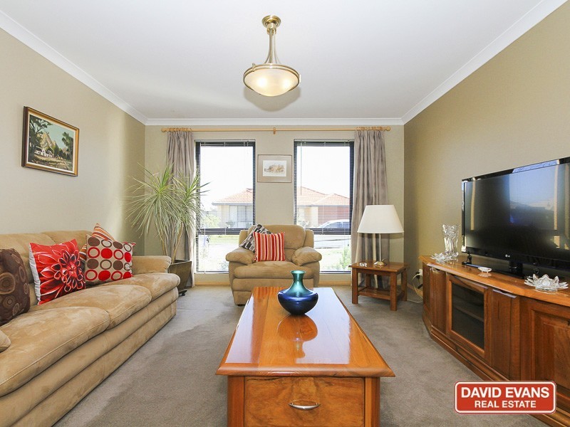 2/8 Trinity Way, Clarkson WA 6030