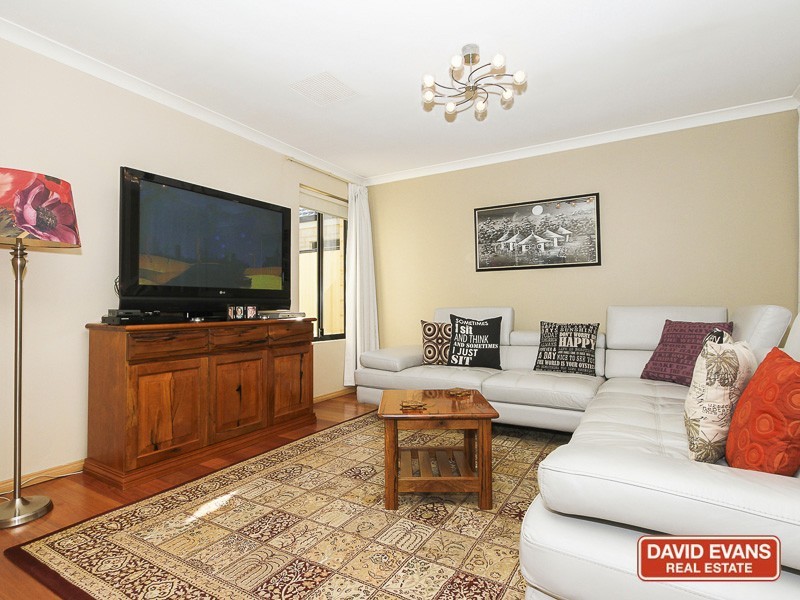 2/8 Trinity Way, Clarkson WA 6030