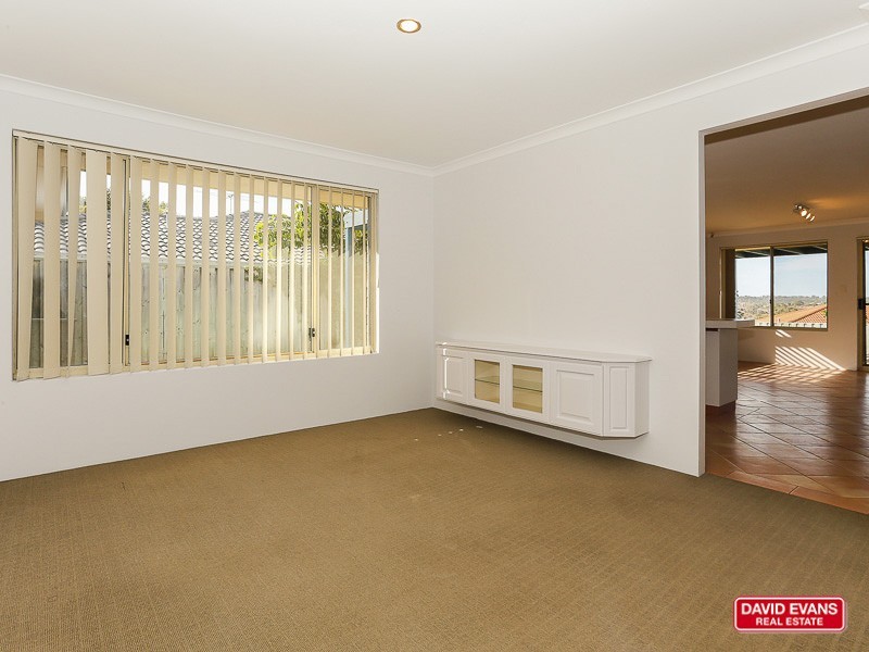 9 Sandow Green, Clarkson WA 6030