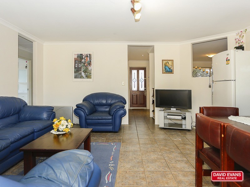 12 Throssell Place, Clarkson WA 6030