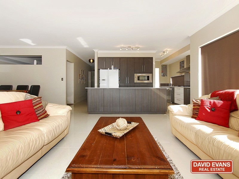 60 Chittick Way, Yanchep WA 6035