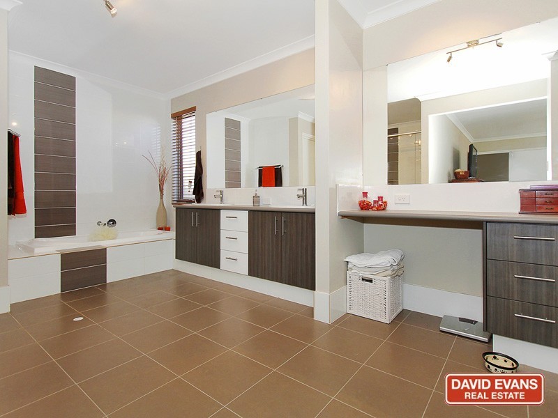 60 Chittick Way, Yanchep WA 6035