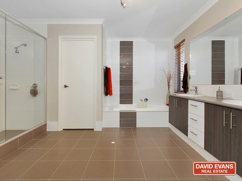 60 Chittick Way, Yanchep WA 6035