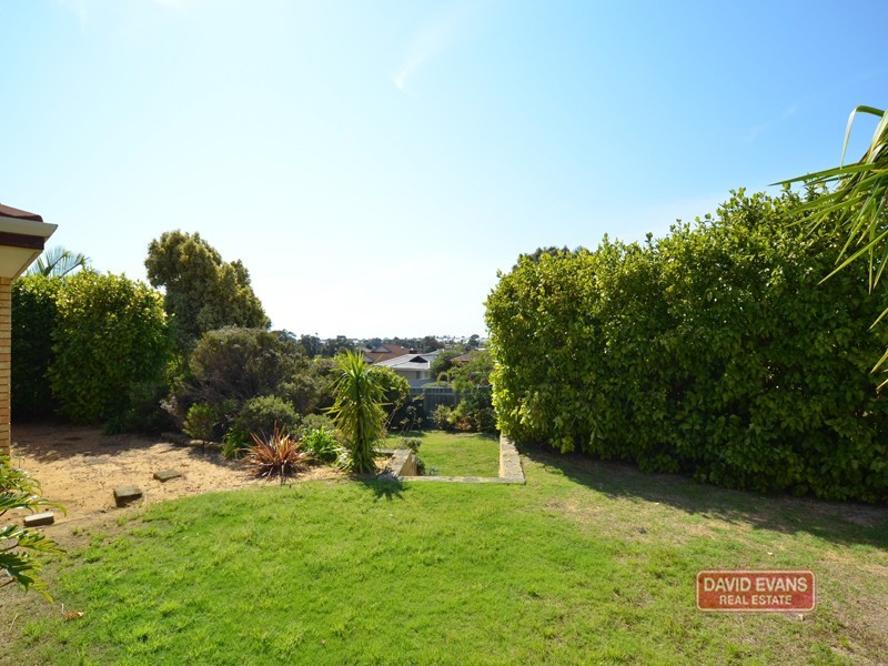 1 Rooke Way, Clarkson WA 6030