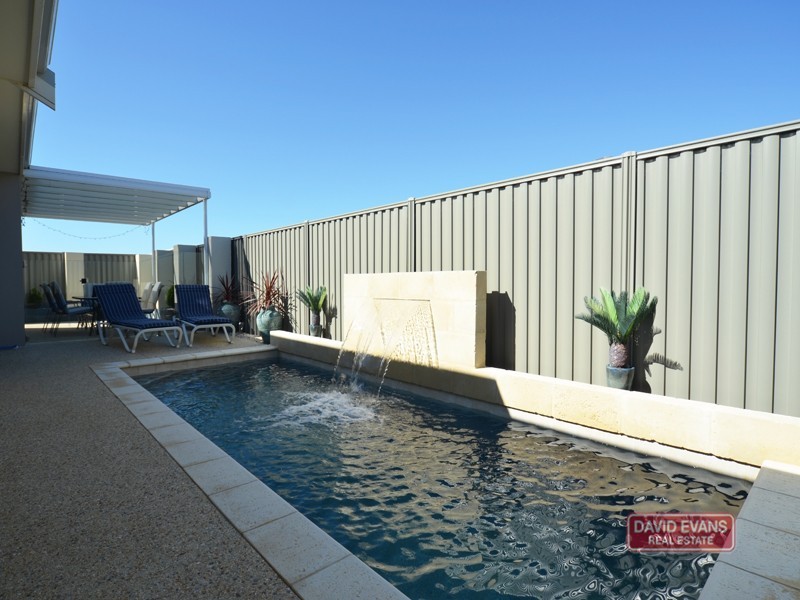 6 Helmsley Parkway, Alkimos WA 6038