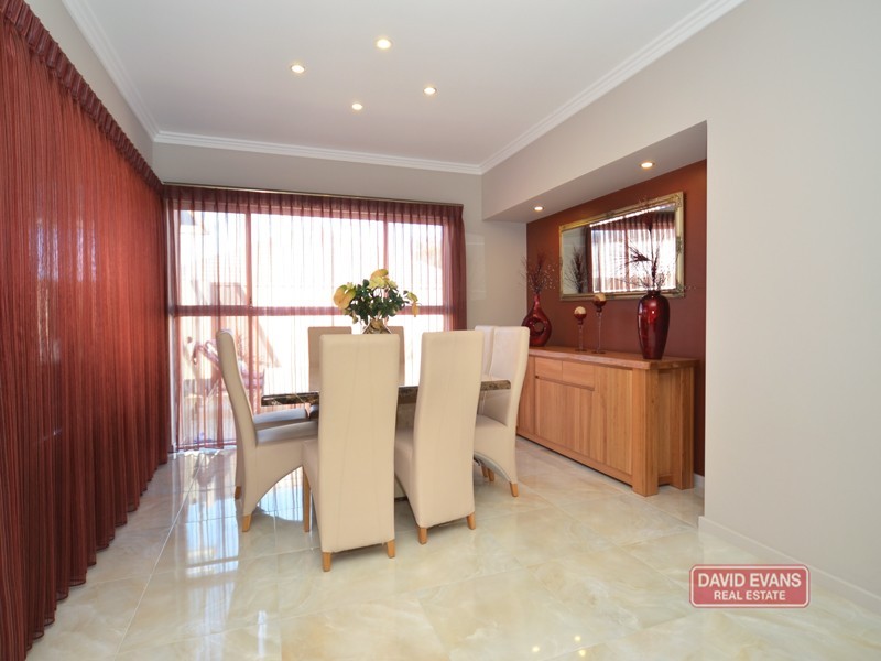 6 Helmsley Parkway, Alkimos WA 6038