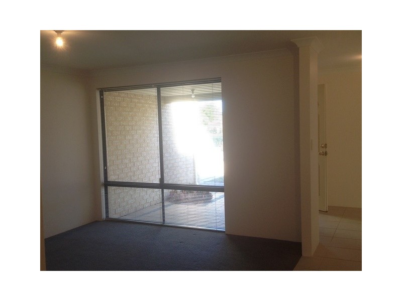 28 Apsley Bend, Tapping WA 6065