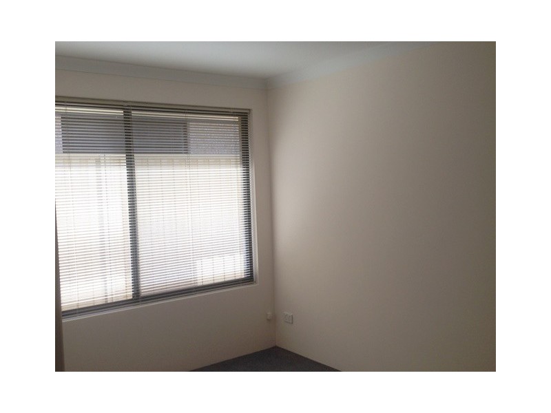 28 Apsley Bend, Tapping WA 6065