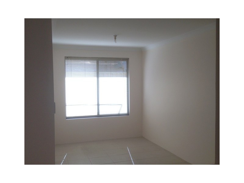 28 Apsley Bend, Tapping WA 6065