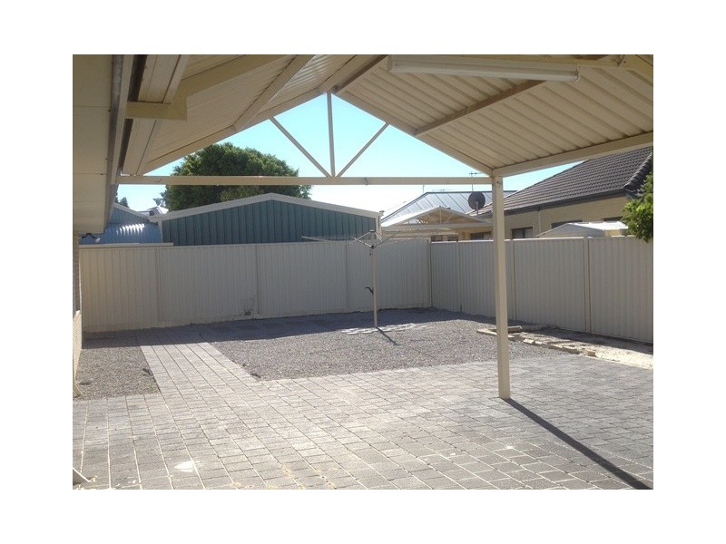 28 Apsley Bend, Tapping WA 6065