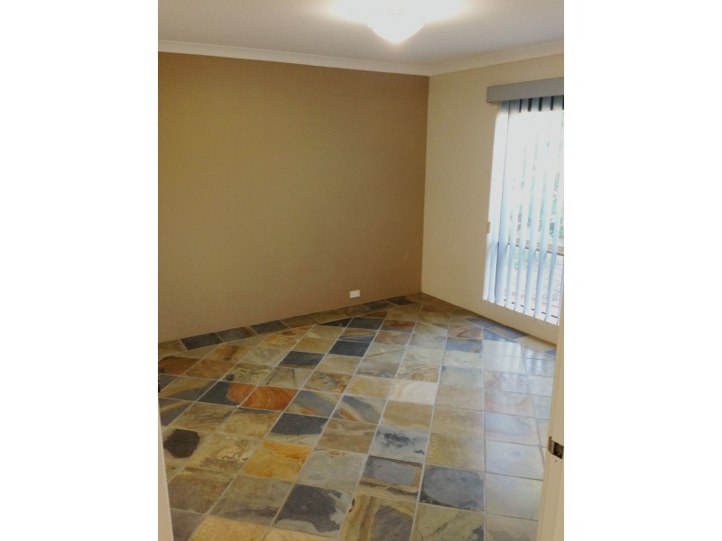 16 Village Walk, Ocean Reef WA 6027