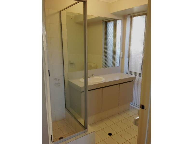 16 Village Walk, Ocean Reef WA 6027