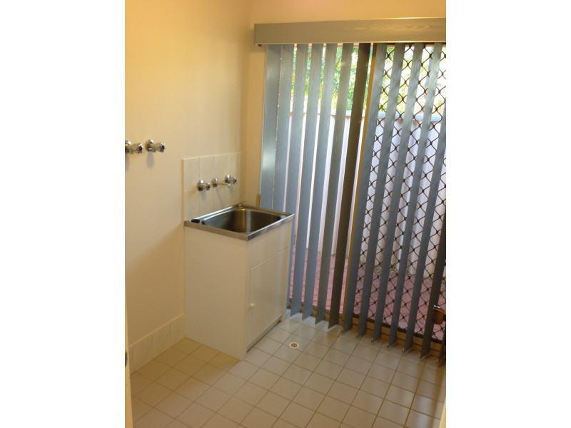 16 Village Walk, Ocean Reef WA 6027