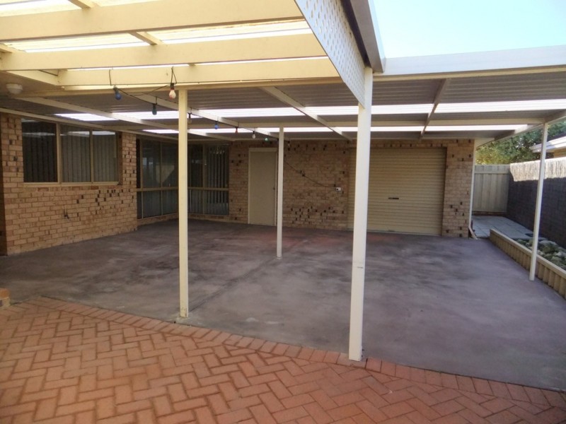 16 Village Walk, Ocean Reef WA 6027