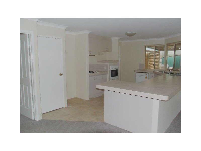 16 Goyder Elbow, Merriwa WA 6030