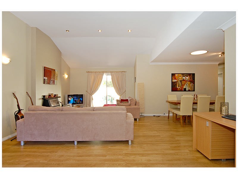 41 Wanjina Crescent, Wanneroo WA 6065