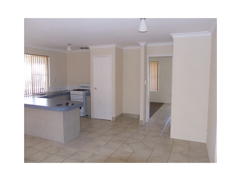 27A Loftia  View, Clarkson WA 6030