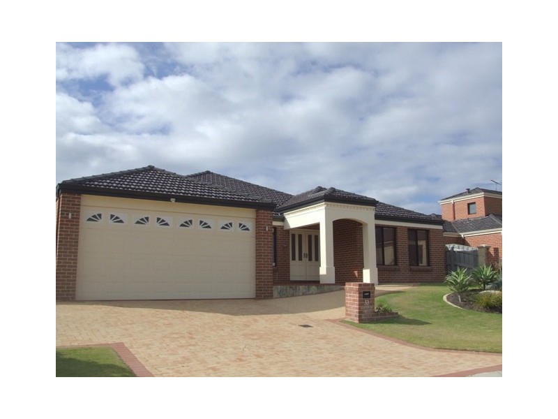 33 Dartmouth Circle, Quinns Rocks WA 6030