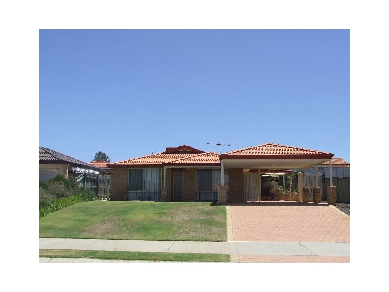 24 Lithgow Drive, Clarkson WA 6030