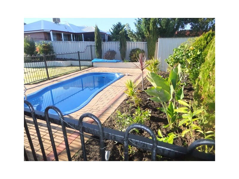 116 Balladong Loop, Carramar WA 6031