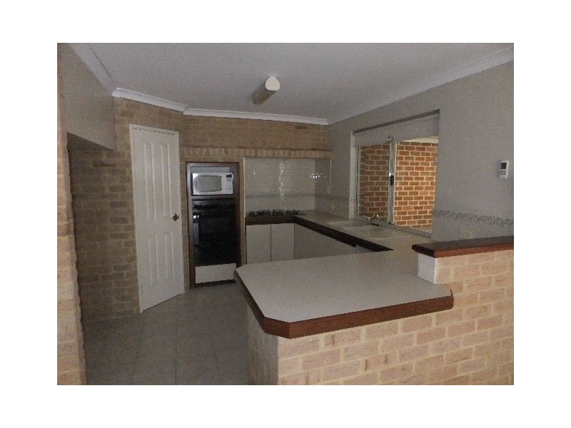 61 Balladong  Loop, Carramar WA 6031