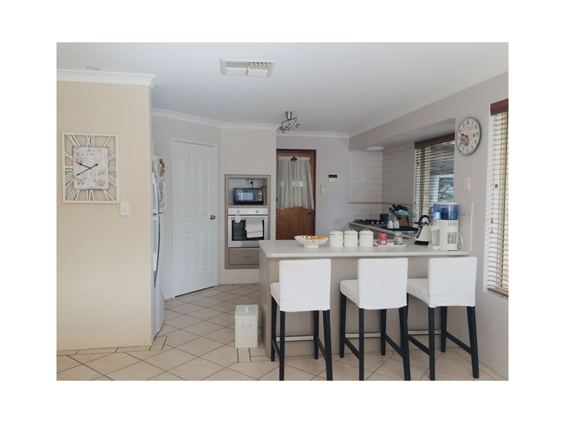 26 Glendevon Turn, Kinross WA 6028