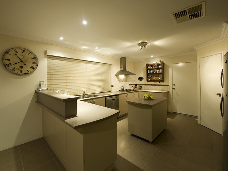 11 Naismith Road, Tapping WA 6065