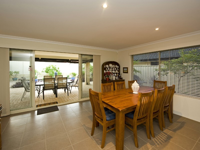 11 Naismith Road, Tapping WA 6065