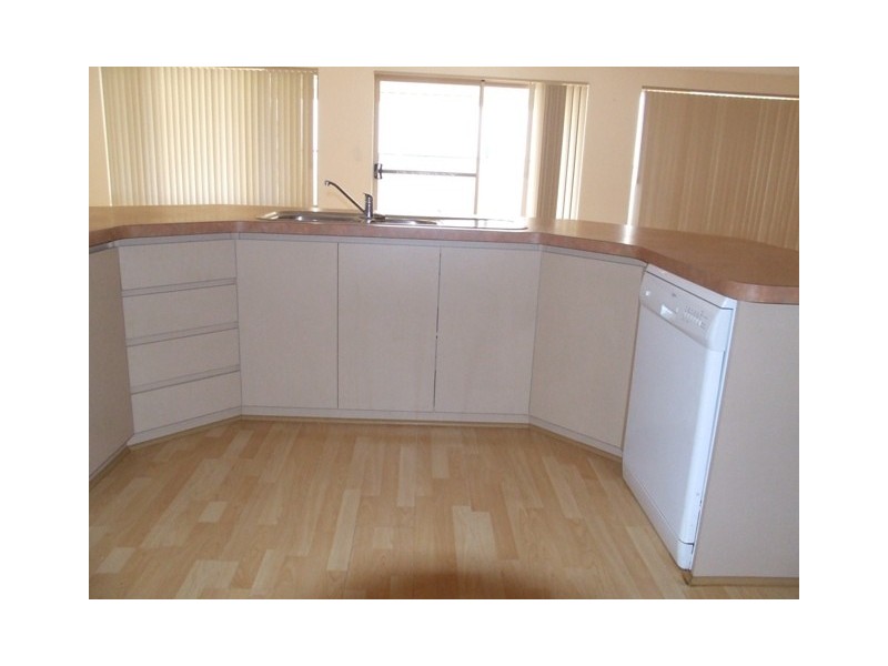 35 Riverlinks Drive, Clarkson WA 6030