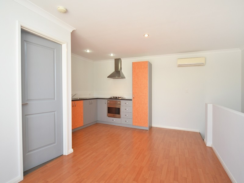7 Hammersmith Court (studio), Joondalup WA 6027
