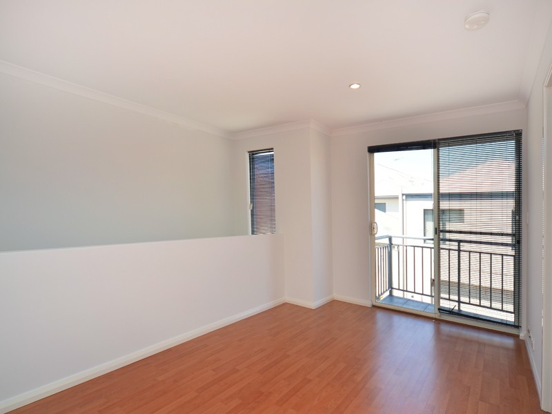 7 Hammersmith Court (studio), Joondalup WA 6027