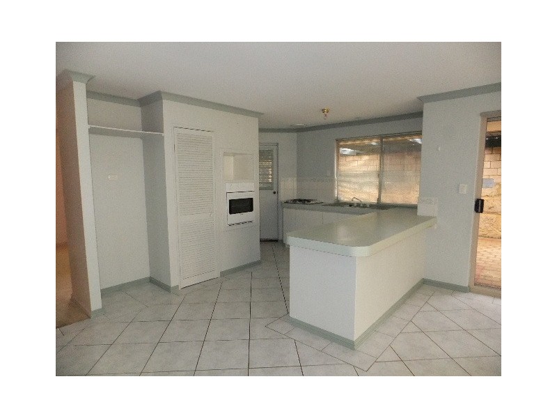 6 Swindon Lane, Currambine WA 6028