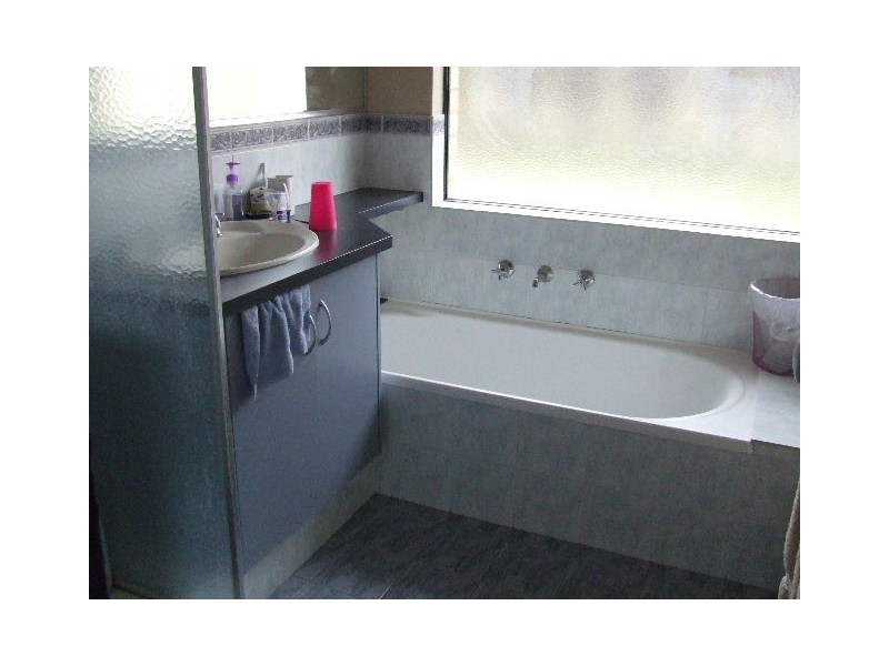 19 Eversden Crescent, Butler WA 6036