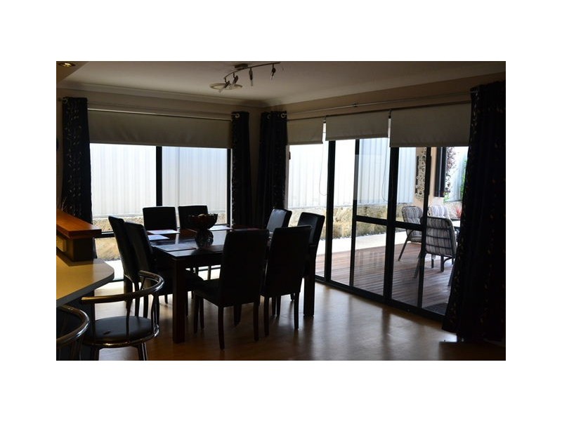 14 Enfield Turn, Carramar WA 6031