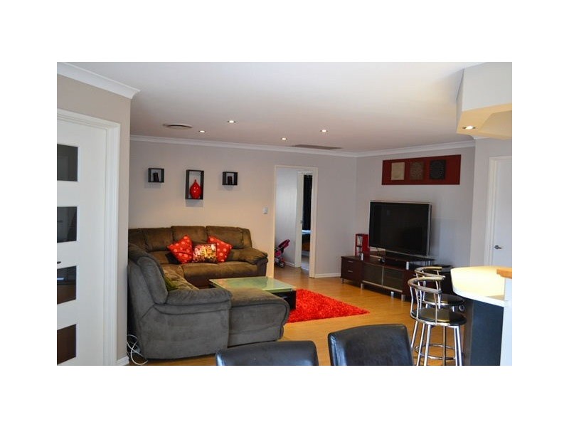14 Enfield Turn, Carramar WA 6031