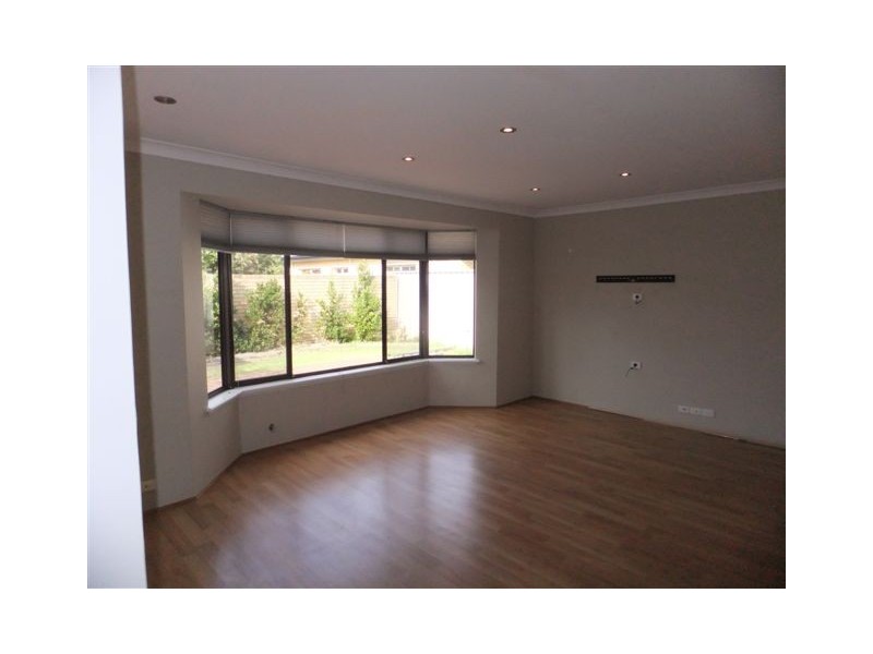 10B Iluka Avenue, Mullaloo WA 6027