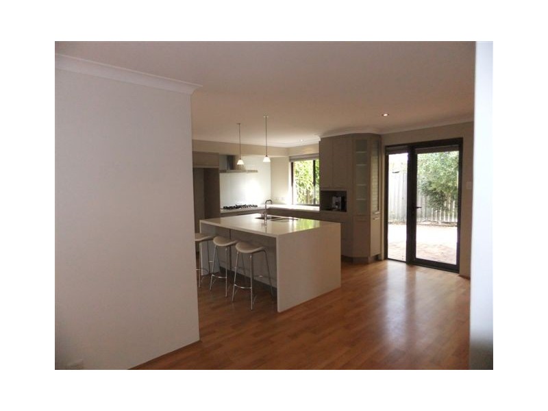 10B Iluka Avenue, Mullaloo WA 6027