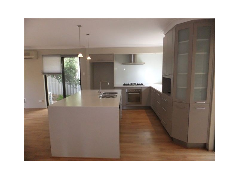 10B Iluka Avenue, Mullaloo WA 6027